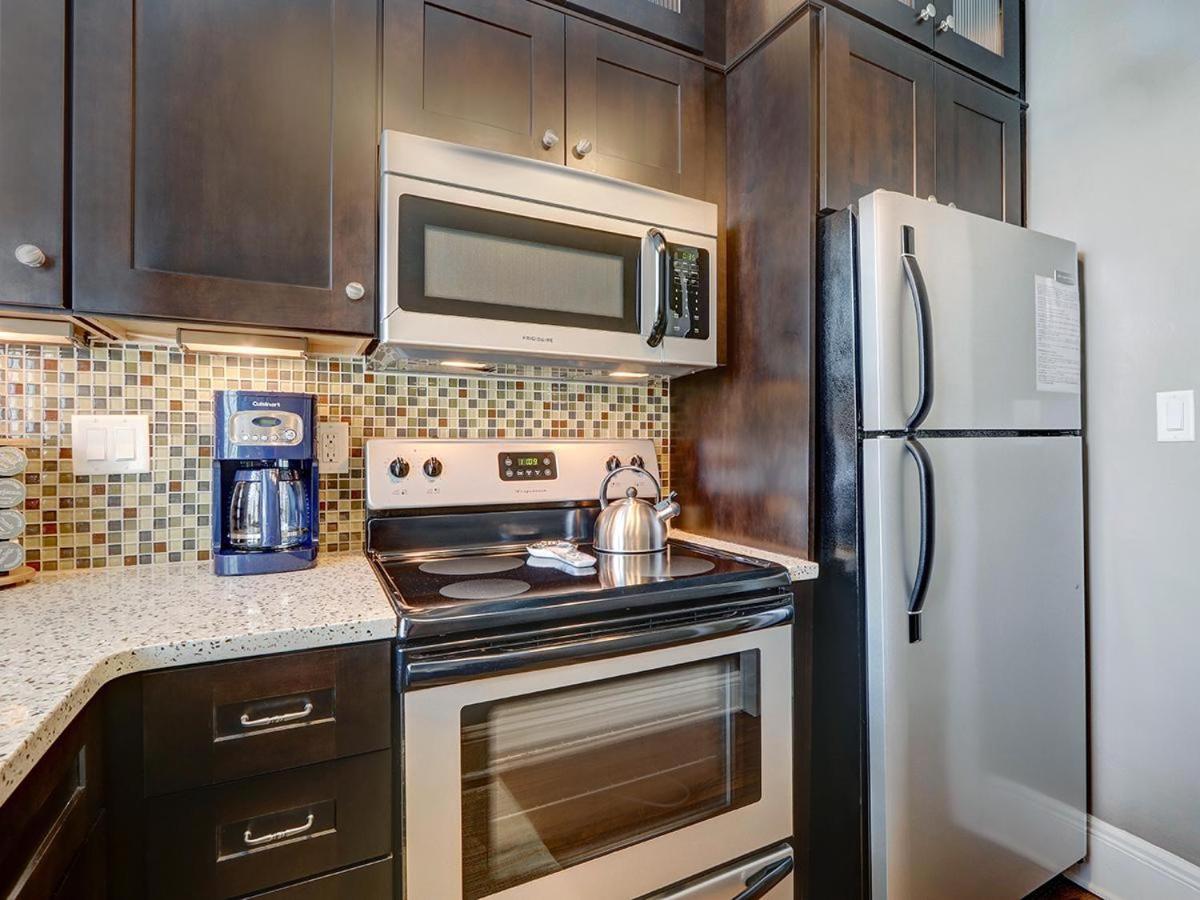 Apartamento Charm On Liberty Savannah Exterior foto